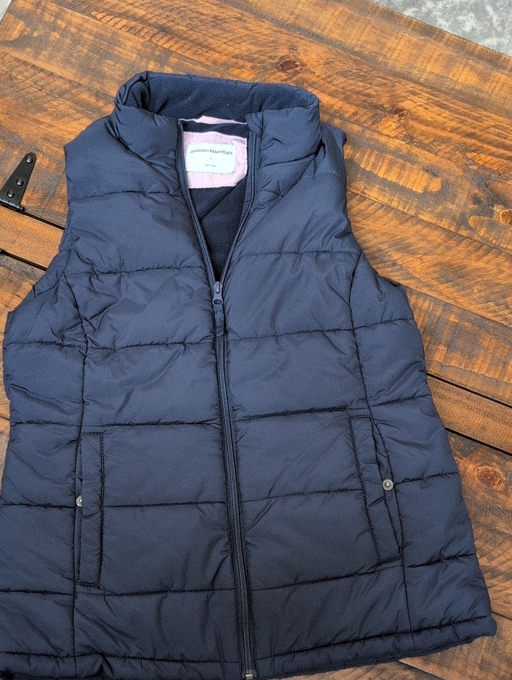 Amazon Essentials Navy Quilted Puffer Vest